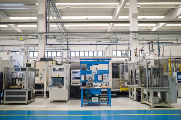 E-Daily Iveco (1 di 2) Endurance Chivasso 2 plant.jpg
