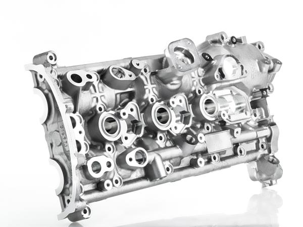Alfa Romeo V6 cam cover left.jpg
