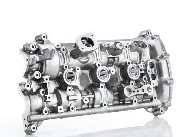 Alfa Romeo V6 cam cover right.jpg