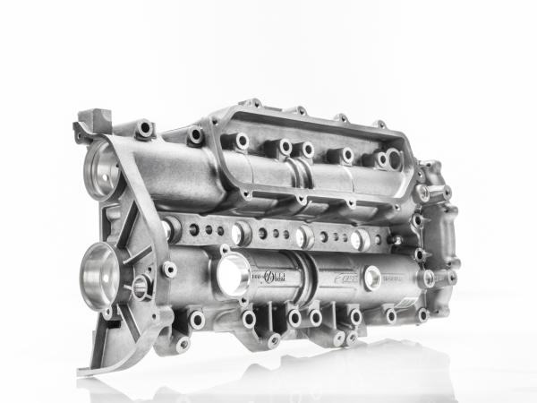 CNHi F1A upper cylinder head.jpg