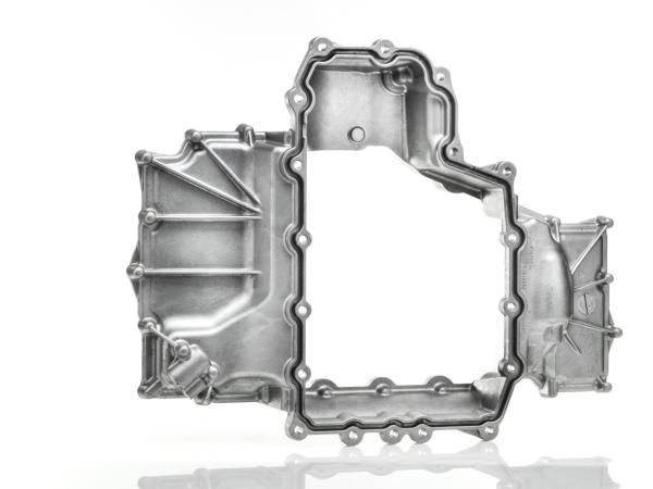 Porsche upper oil pan.jpg